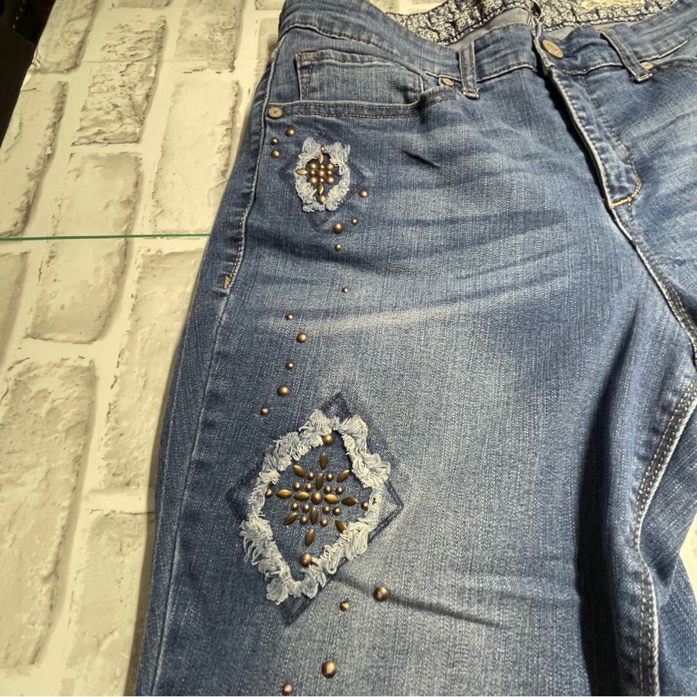 Vintage Code Bleu America "Bestie" Jeans. Gracie. Size 14W. Distressed. Studs - Picture 3 of 15